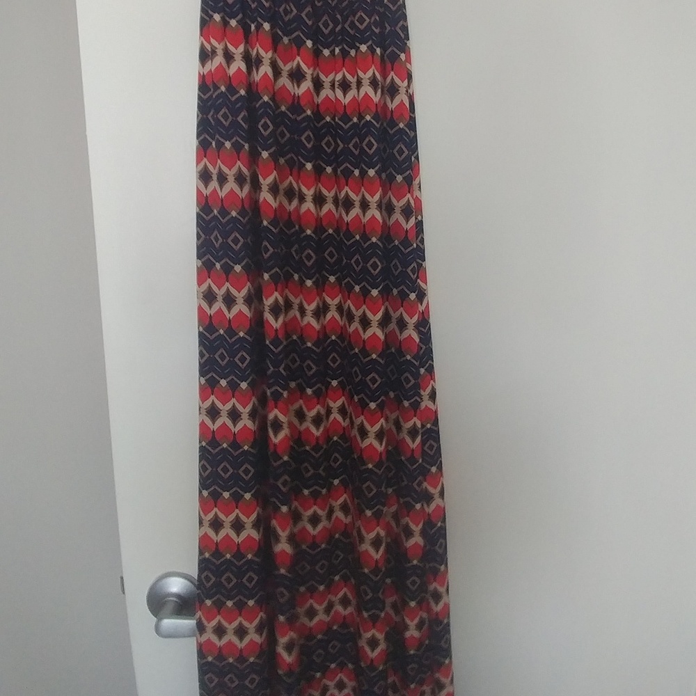 Patterned Dress - Picture 2 of 2